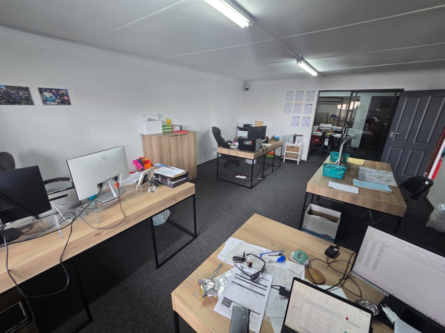 To Let commercial Property for Rent in Blackheath Industrial Western Cape